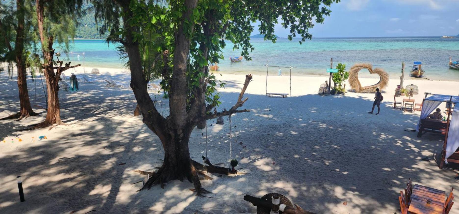 Lipe Beach Resort Esterno foto