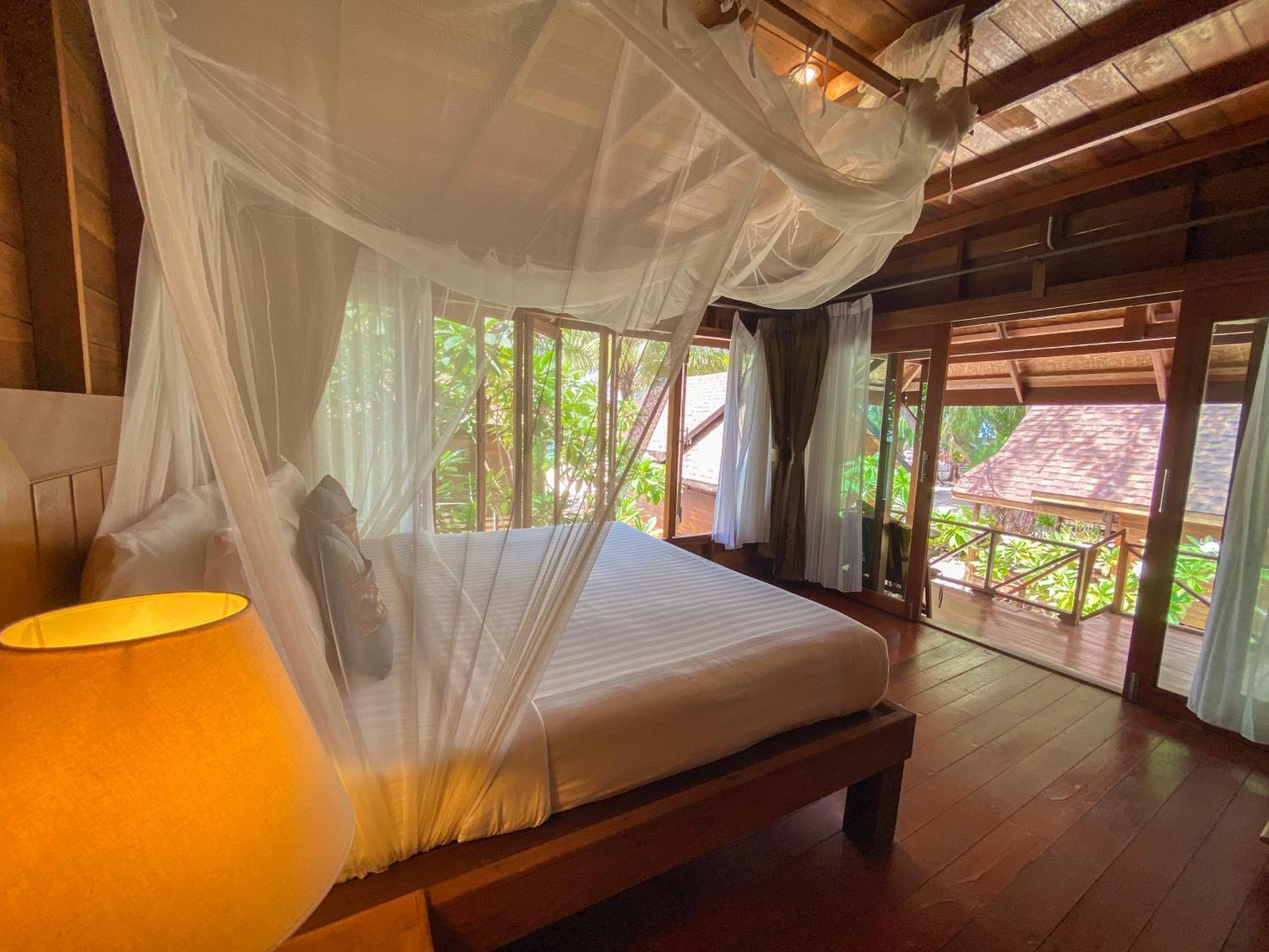 Lipe Beach Resort Esterno foto