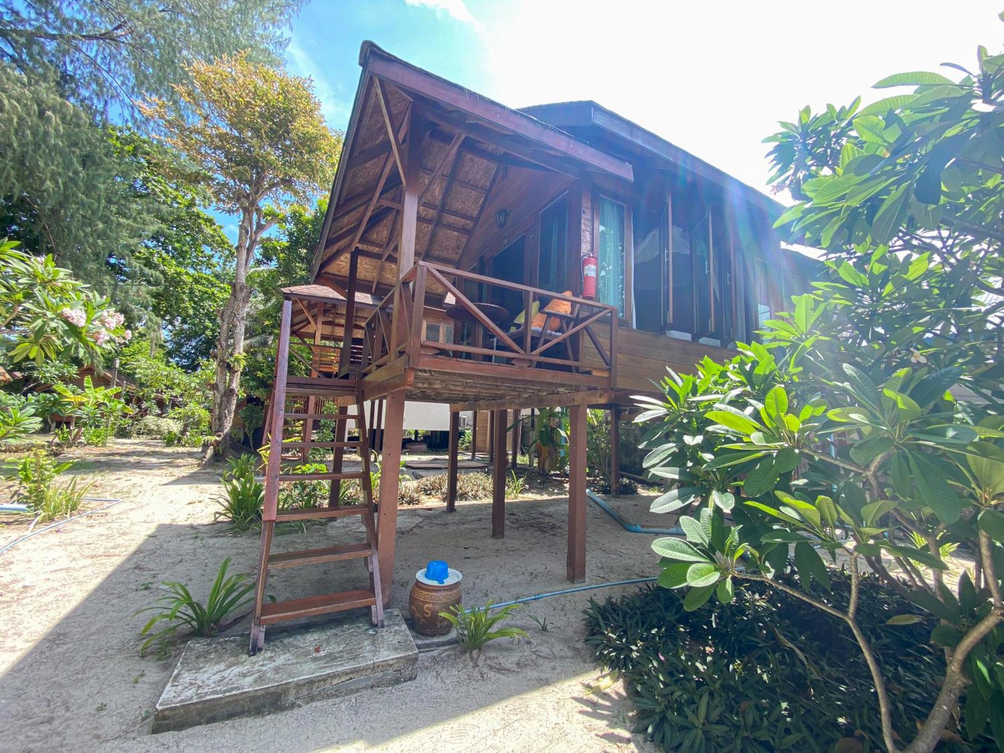 Lipe Beach Resort Esterno foto