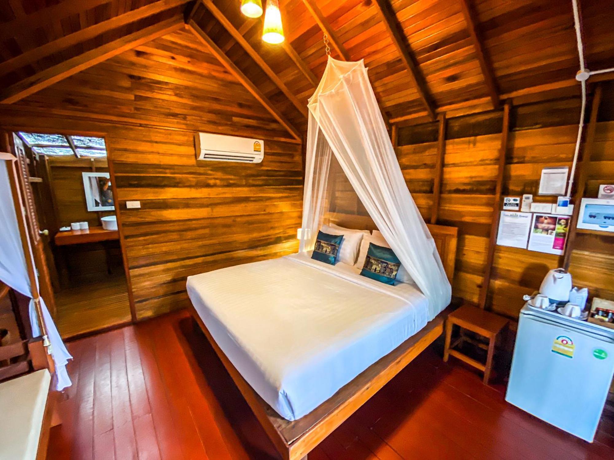 Lipe Beach Resort Esterno foto