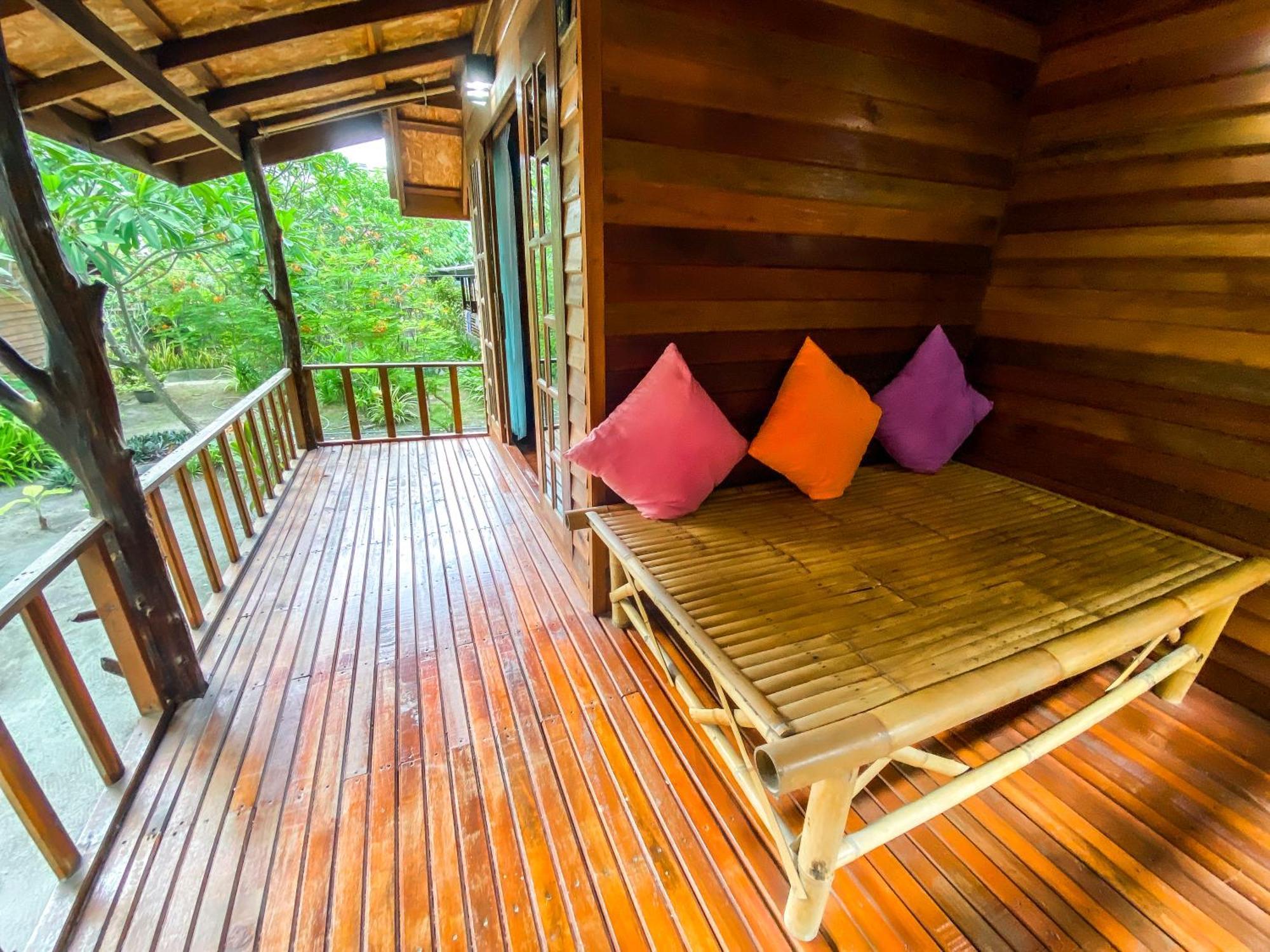Lipe Beach Resort Esterno foto