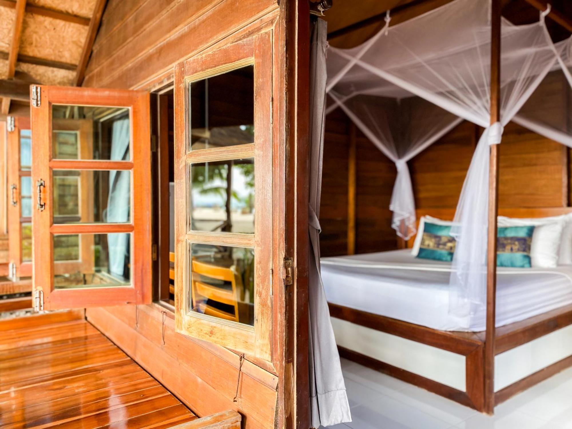 Lipe Beach Resort Esterno foto