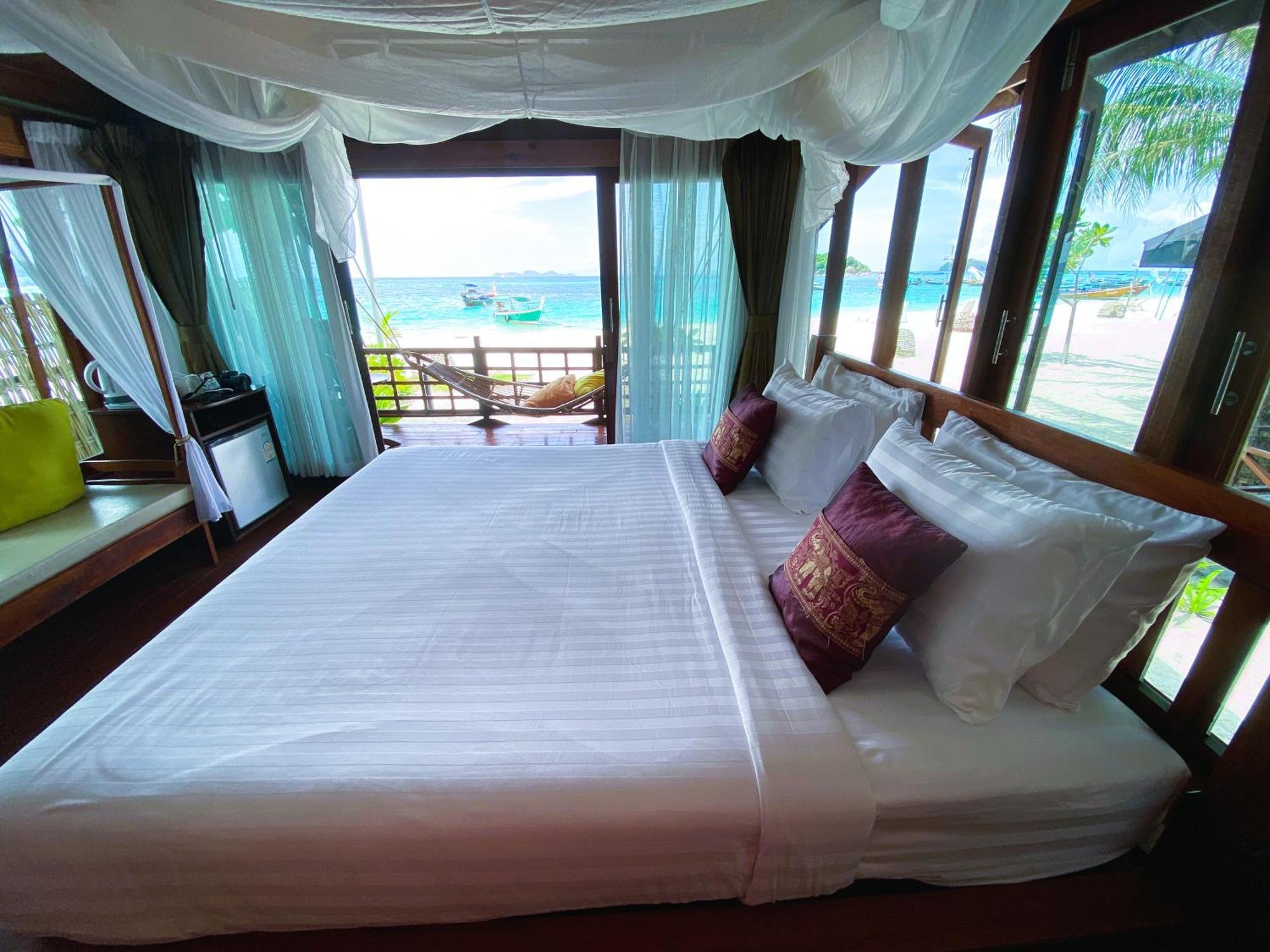 Lipe Beach Resort Esterno foto